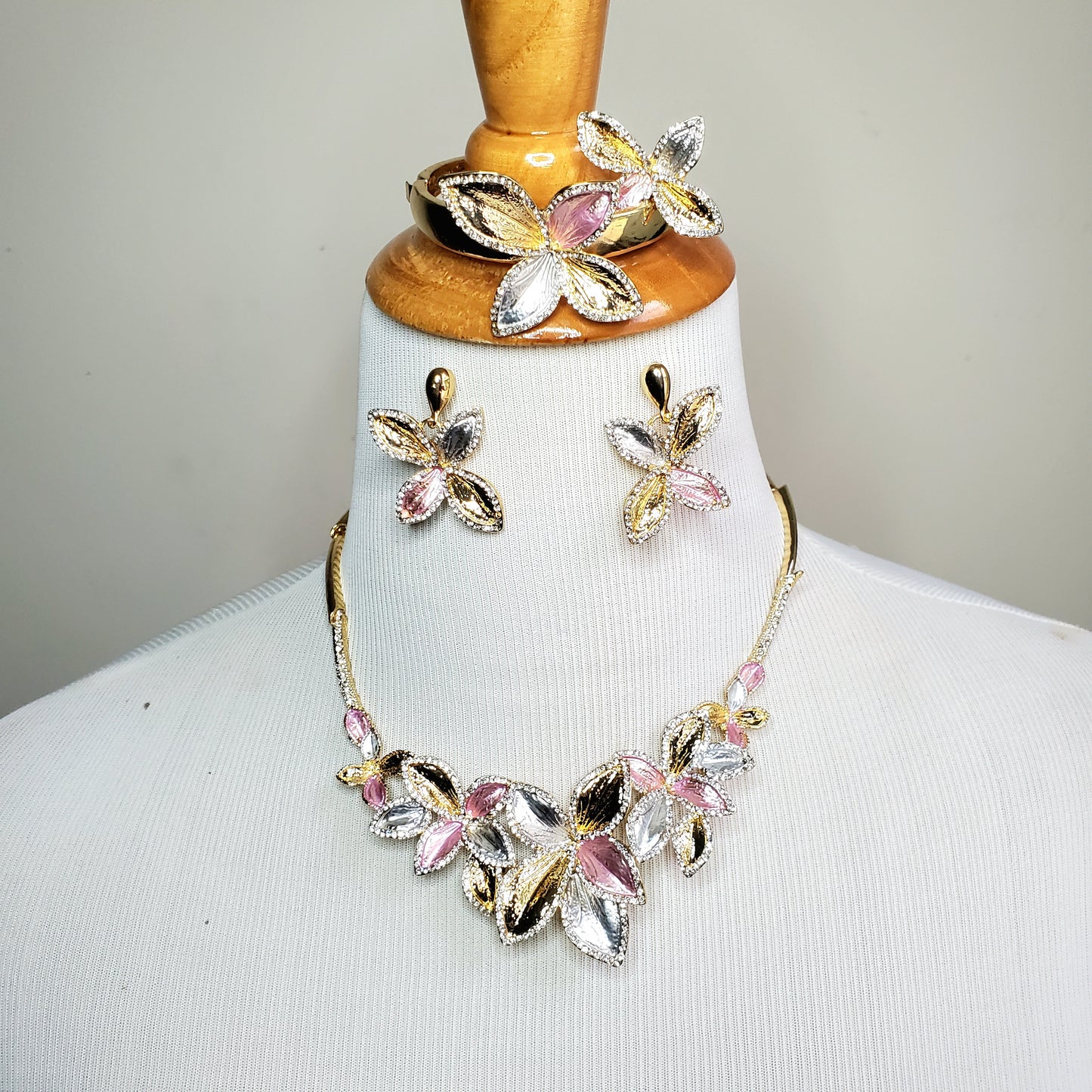 Flower Design Brazilian Jewelry Set